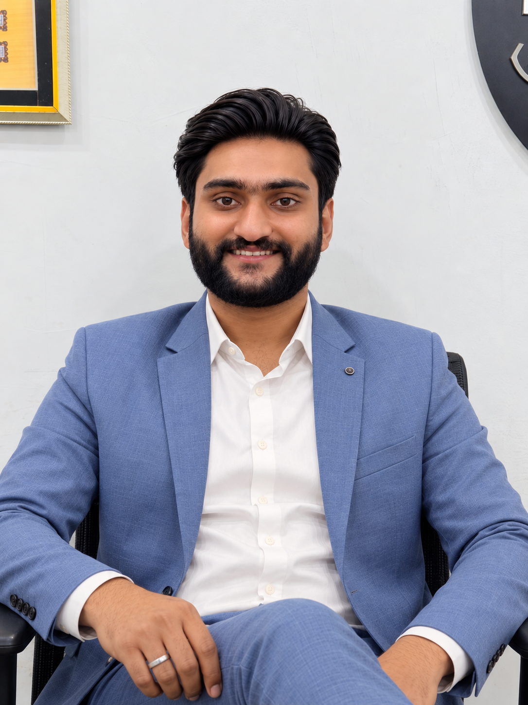 Abdul-Qayyum-Senior-Manager